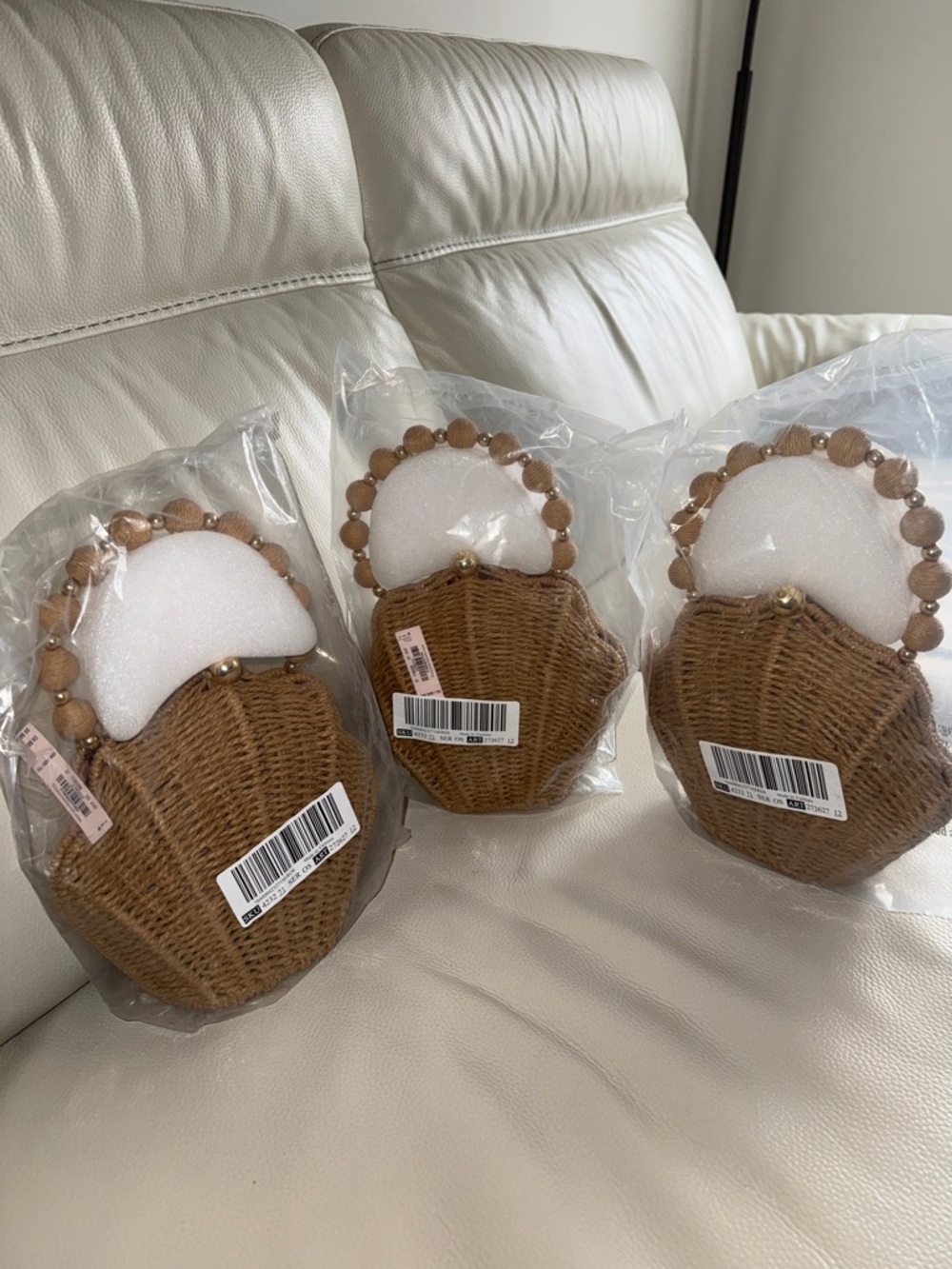 ☀️🐚VICTORIA’S SECRET WOVEN SHAPED RAFFIA SHELL BAG 🐚 crossbody bag removal chain - Picture 9 of 14